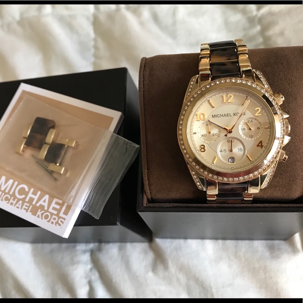 MICHAEL KORS Tortoise shell and Gold women’s watch